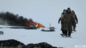 Снежная тюрьма / Into the White (2012) HDRip