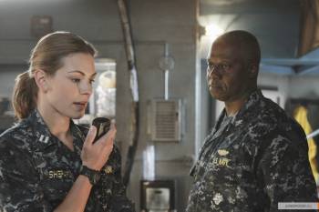 Отчаянные меры  1 сезон  / Last Resort  (2012) HDRip