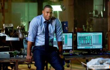 Стрела / Arrow 1 сезон (2012) HDTVRip