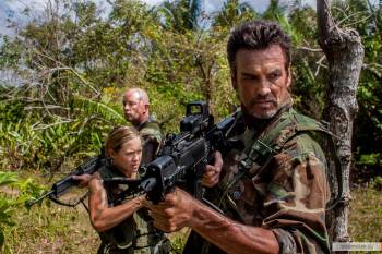 Атака Юрского периода / Jurassic Attack (2013) HDRip