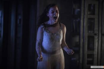Зловещие мертвецы: Черная книга / Evil Dead (2013)