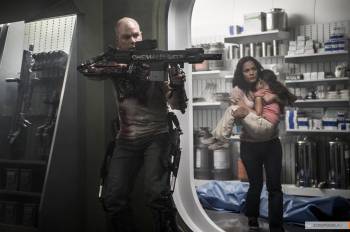 Элизиум: Рай не на Земле / Elysium (2013)