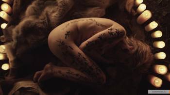 Корона и дракон / The Crown and the Dragon (2013) HDRip